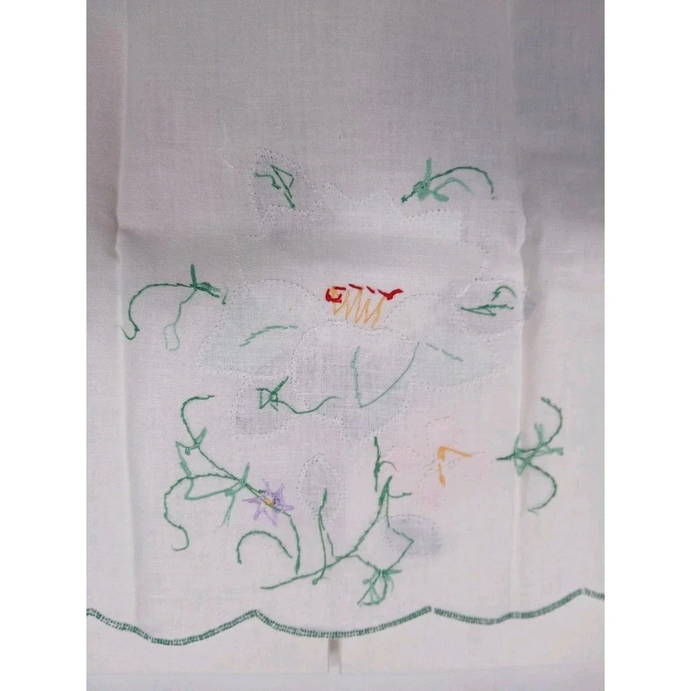 Cotton Peking Handicraft Set of 3 Floral Applique Embroidered Hand Towels
